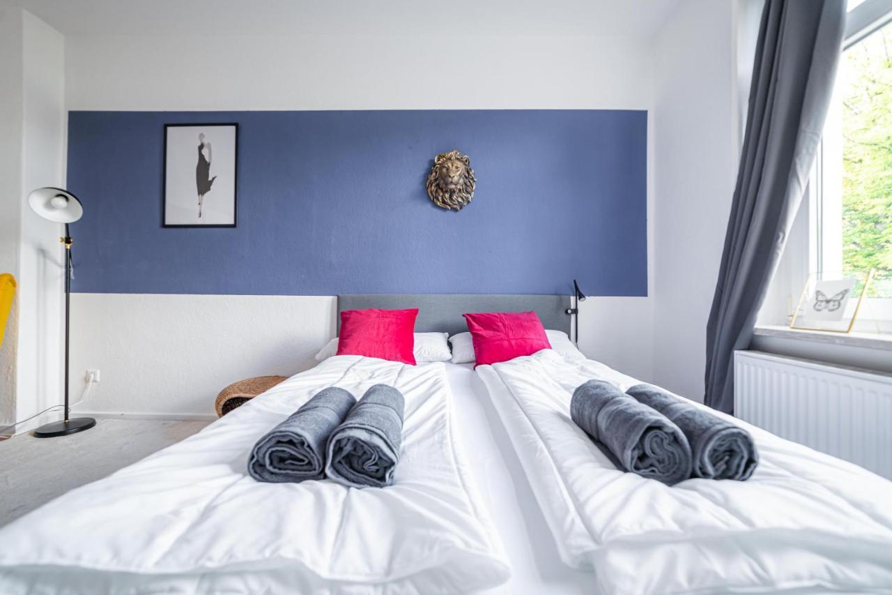 Fullhouse - - Premium A9 * Magdeburg